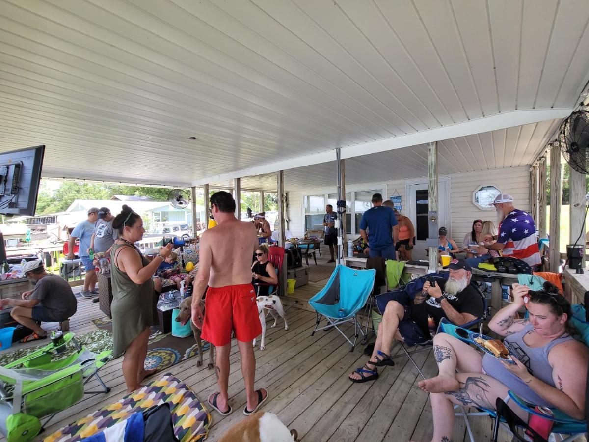The Fifth Promise - A Cozy Lakehouse Retreat Chipley Luaran gambar